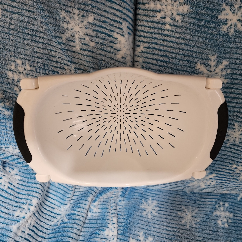 OXO Collapsable Collander Sink Strainer